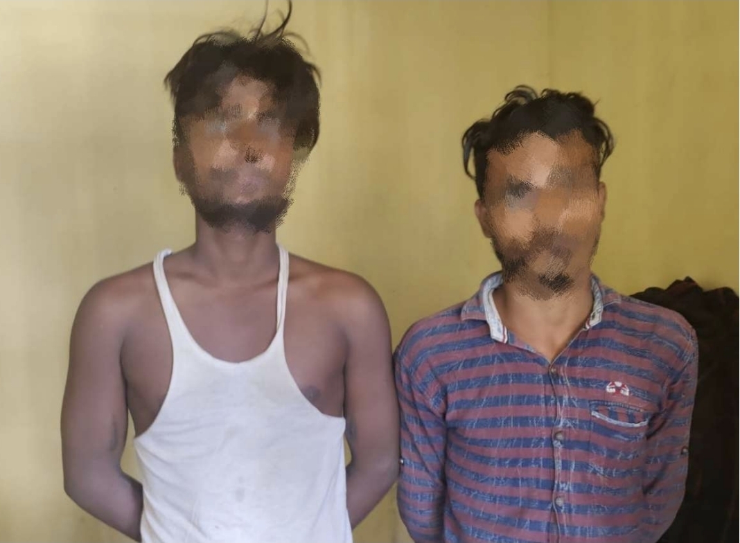 भागलपुर के ईशाकचक में 'बड़ी साजिश' नाकाम: चाँदनी चौक पर पुलिस की घेराबंदी देख उलटे पाँव भागे बाइक सवार; भीखनपुर के दो शातिर कट्टे के साथ दबोचे गए 1 भागलपुर के ईशाकचक में 'बड़ी साजिश' नाकाम: चाँदनी चौक पर पुलिस की घेराबंदी देख उलटे पाँव भागे बाइक सवार; भीखनपुर के दो शातिर कट्टे के साथ दबोचे गए