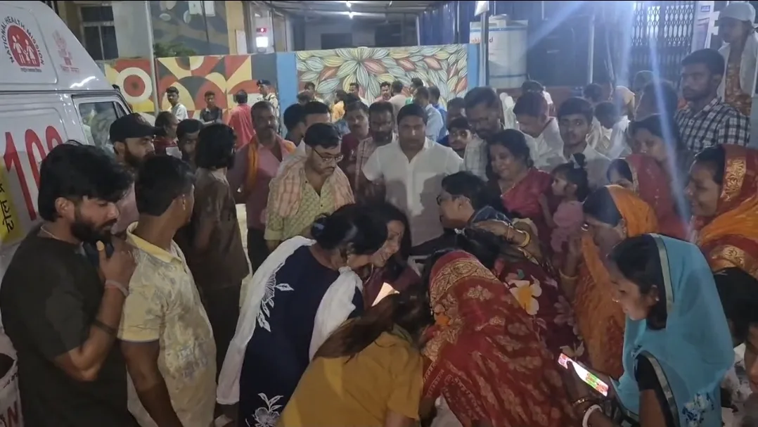 शहनाइयों की गूंज से पहले बिछी लाश: सीतामढ़ी में बहन की डोली से पहले उठी भाई की अर्थी, प्रेम संबंधों के बीच गहरे षड्यंत्र की आहट 1 शहनाइयों की गूंज से पहले बिछी लाश: सीतामढ़ी में बहन की डोली से पहले उठी भाई की अर्थी, प्रेम संबंधों के बीच गहरे षड्यंत्र की आहट