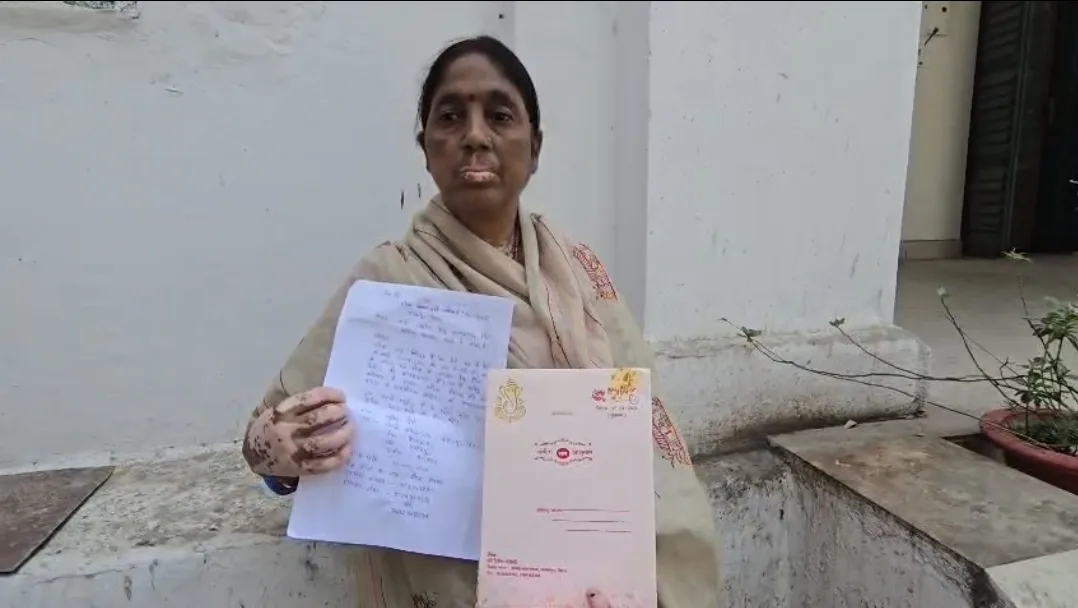 वैश्विक तनाव की तपिश और बुझता घरेलू चूल्हा: सरकारी आश्वासनों के बीच भागलपुर की एक मां का संघर्ष
