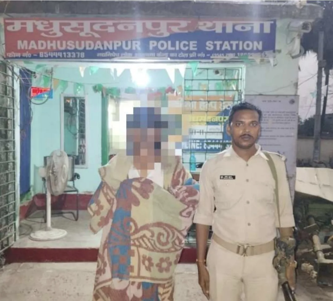 भागलपुर : मधुसूदनपुर में गोलियां बरसाने वाला शातिर अपराधी सनी सुल्तानगंज से गिरफ्तार 1 भागलपुर : मधुसूदनपुर में गोलियां बरसाने वाला शातिर अपराधी सनी सुल्तानगंज से गिरफ्तार