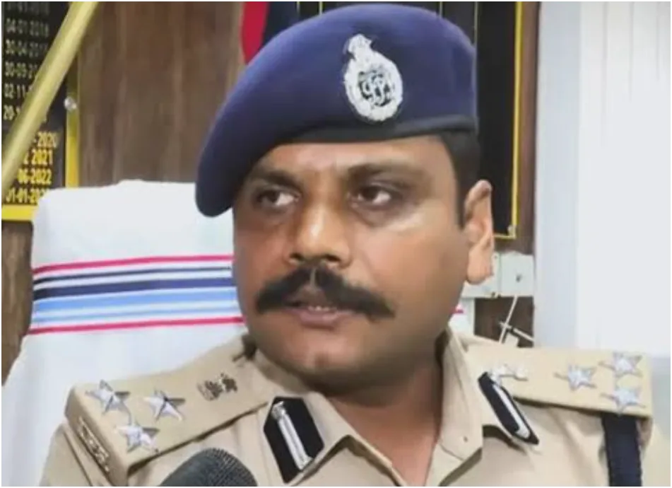 बिहार से केंद्रीय प्रतिनियुक्ति का बढ़ता रुझान, दो और वरिष्ठ IPS अधिकारी दिल्ली रवाना 1 बिहार से केंद्रीय प्रतिनियुक्ति का बढ़ता रुझान, दो और वरिष्ठ IPS अधिकारी दिल्ली रवाना