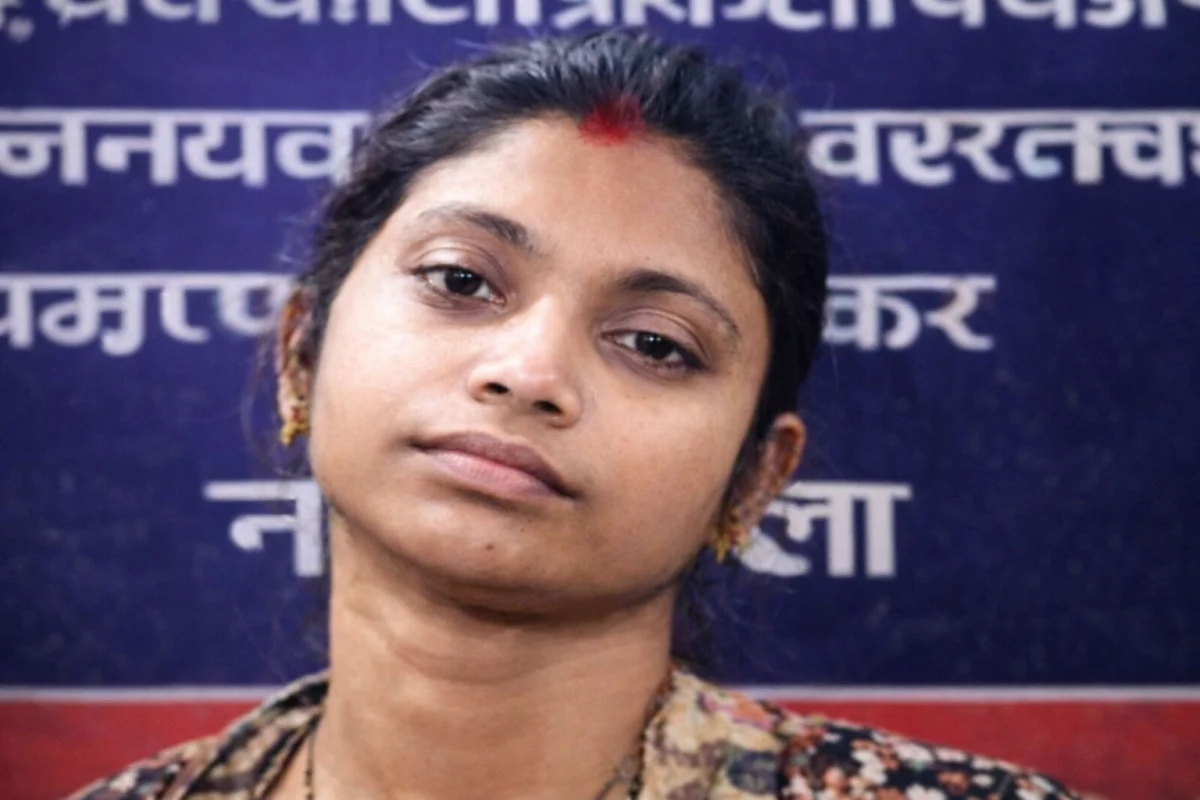नाथनगर में मादक पदार्थों के काले खेल का पर्दाफाश: ललमटिया पुलिस ने पासी टोला में महिला तस्कर को दबोचा; 10 ग्राम से अधिक ब्राउन शुगर बरामद