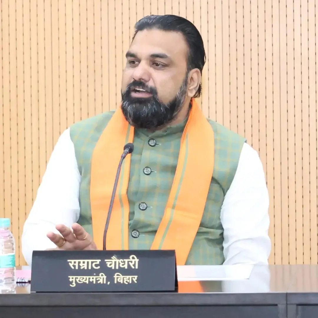 बिहार में बदला मौसम बना आफत: वज्रपात और हादसों में 7 लोगों की मौत, CM सम्राट चौधरी ने किया मुआवजे का ऐलान 1 बिहार में बदला मौसम बना आफत: वज्रपात और हादसों में 7 लोगों की मौत, CM सम्राट चौधरी ने किया मुआवजे का ऐलान