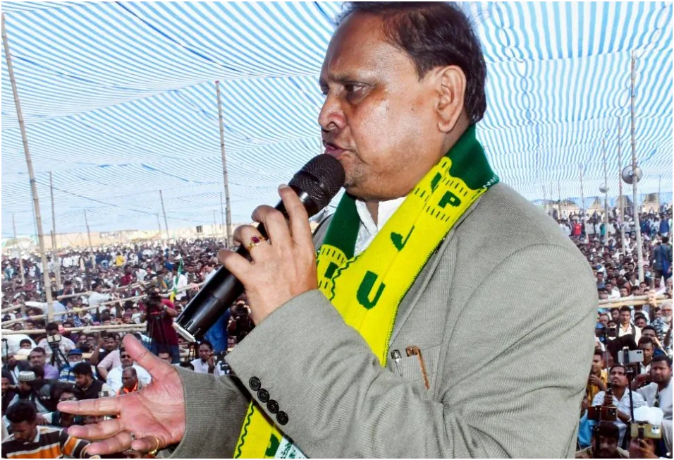 बंगाल चुनाव के बाद सियासी तकरार तेज, हुमायूं कबीर ने ममता बनर्जी पर कसा तंज 1 बंगाल चुनाव के बाद सियासी तकरार तेज, हुमायूं कबीर ने ममता बनर्जी पर कसा तंज