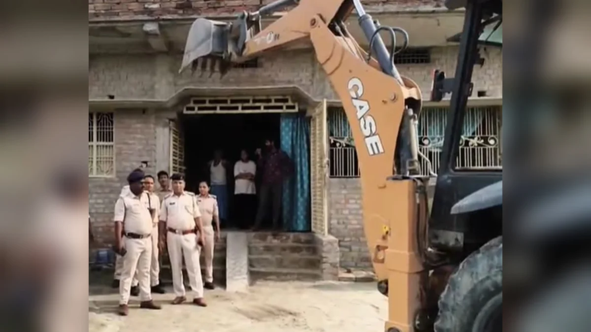 बुलडोजर एक्शन से टूटा ‘अभिनंदन’ का नेटवर्क: दबाव में आकर कोर्ट में किया सरेंडर