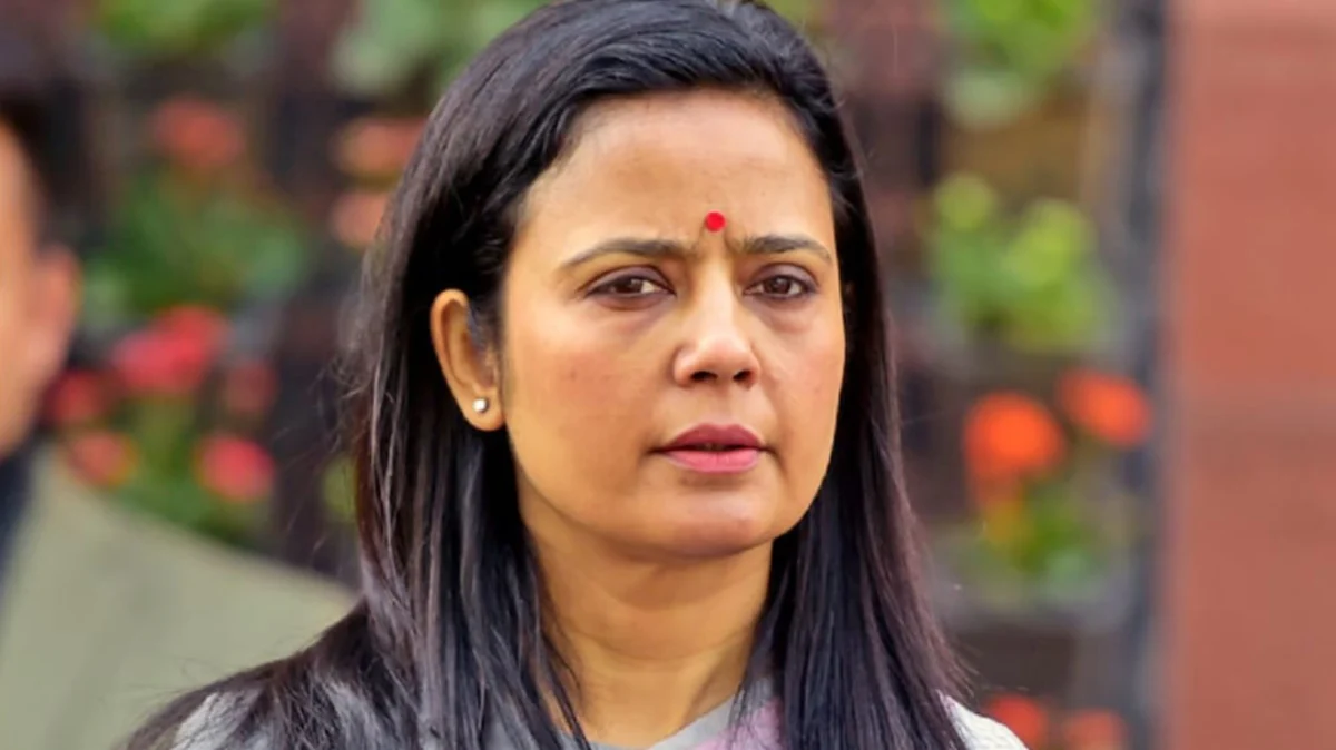 “अगर बंगाल की जनता ने बीजेपी चुनी तो हम सम्मान करते हैं”: महुआ मोइत्रा का बड़ा बयान: “संविधान सर्वोपरि, बहुमतवाद नहीं चलेगा” 1 “अगर बंगाल की जनता ने बीजेपी चुनी तो हम सम्मान करते हैं”: महुआ मोइत्रा का बड़ा बयान: “संविधान सर्वोपरि, बहुमतवाद नहीं चलेगा”