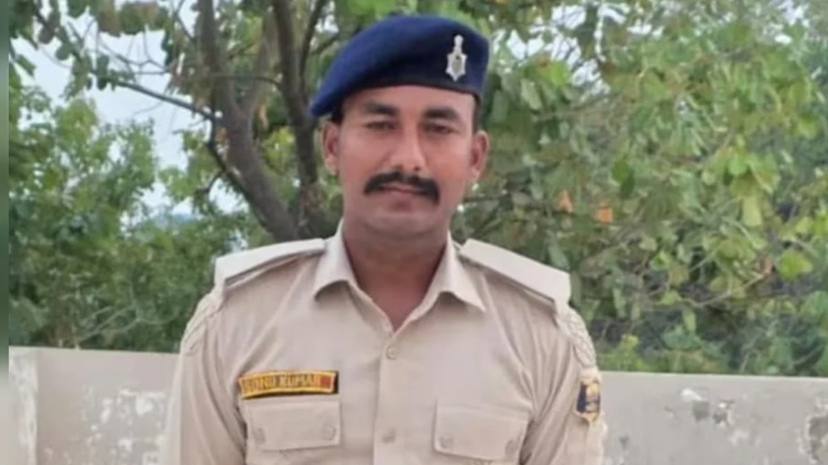बिहार में होमगार्ड ट्रेनिंग के दौरान 23 वर्षीय जवान की संदिग्ध मौत, जांच जारी 1 बिहार में होमगार्ड ट्रेनिंग के दौरान 23 वर्षीय जवान की संदिग्ध मौत, जांच जारी