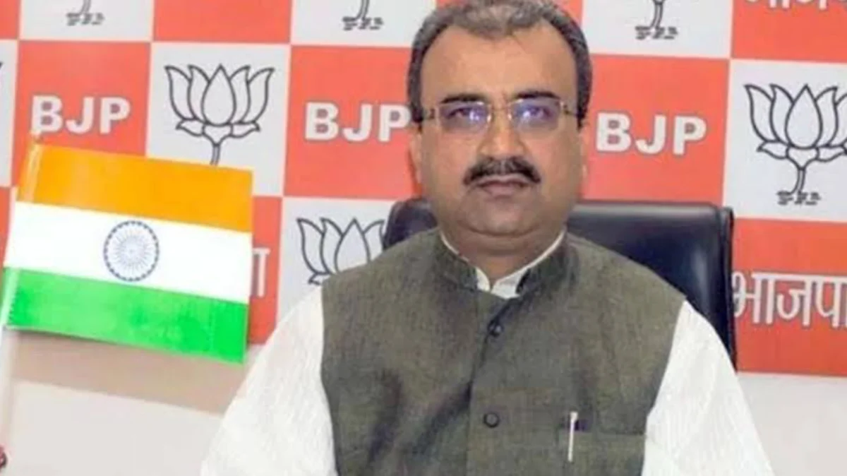 बिहार कैबिनेट विस्तार: मंगल पांडेय समेत कई वरिष्ठ नेताओं का कटा पत्ता, भाजपा ने नए चेहरों पर लगाया दांव 1 बिहार कैबिनेट विस्तार: मंगल पांडेय समेत कई वरिष्ठ नेताओं का कटा पत्ता, भाजपा ने नए चेहरों पर लगाया दांव