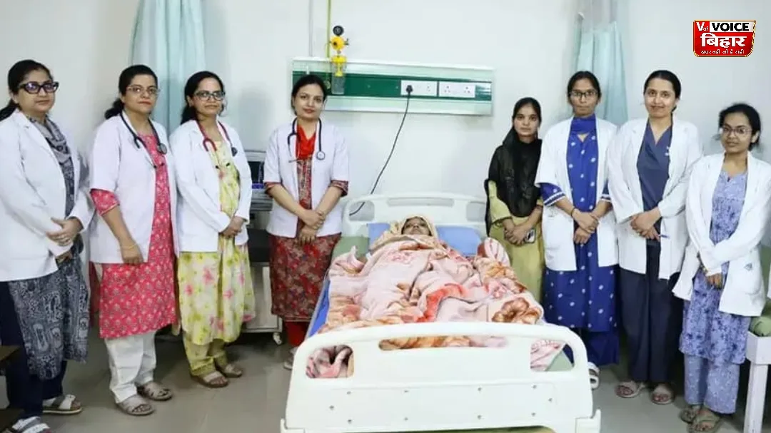 5 दिनों में 4 बच्चों को दिया जन्म, संभल की अमीना का मामला देख डॉक्टर भी हैरान 1 5 दिनों में 4 बच्चों को दिया जन्म, संभल की अमीना का मामला देख डॉक्टर भी हैरान