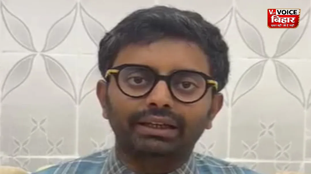 “हरा गमछा वाले अपराध कर रहे हैं…” बयान पर तेजस्वी पर बरसे रोहित सिंह, बोले- सम्राट चौधरी के नेतृत्व में आगे बढ़ रहा बिहार