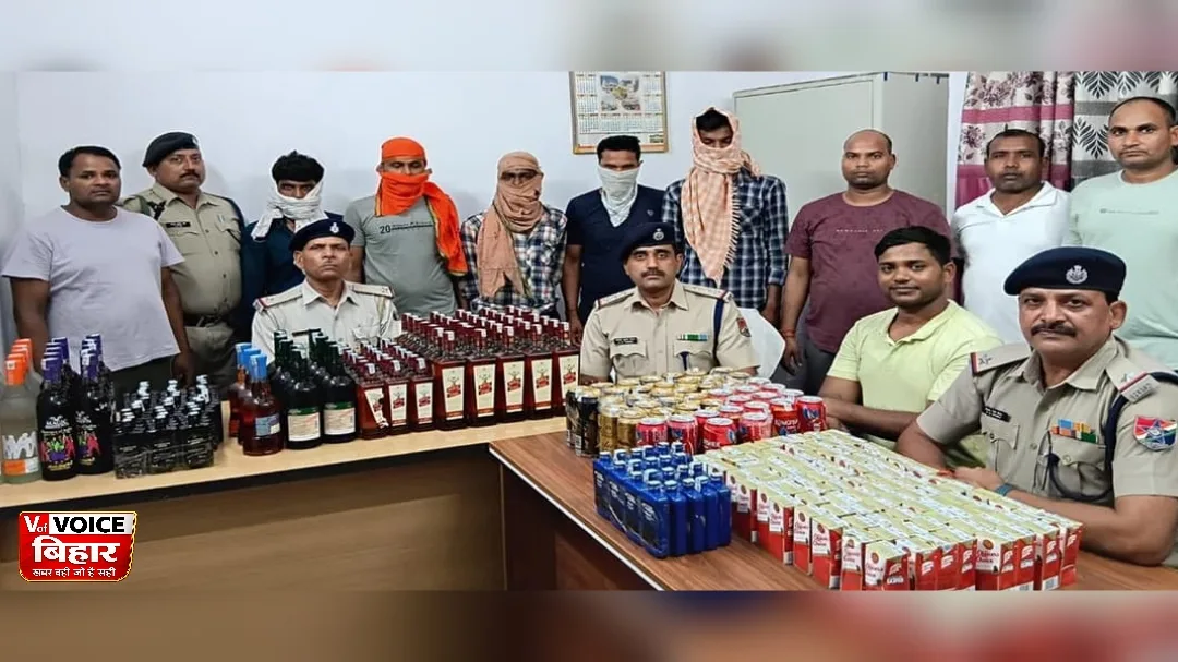 ट्रेन में शराब तस्करी का बड़ा खुलासा, 106 लीटर विदेशी शराब के साथ पांच तस्कर गिरफ्तार