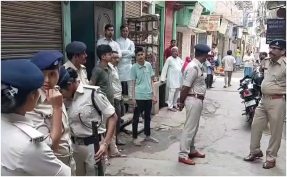 पटना में घर में घुसकर दंपति पर हमला, पति की मौत; पत्नी गंभीर, इलाके में दहशत