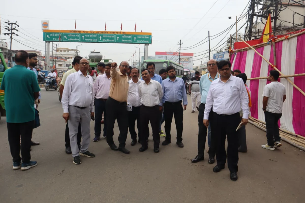 पटना की सड़कों पर सख्ती: पथ निर्माण विभाग के सचिव का निरीक्षण, 3 से 30 दिन में सुधार के निर्देश 1 पटना की सड़कों पर सख्ती: पथ निर्माण विभाग के सचिव का निरीक्षण, 3 से 30 दिन में सुधार के निर्देश