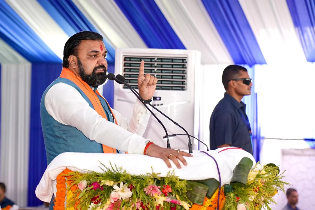 अब नहीं चलेगी कोचिंग संस्थानों की मनमानी, सरकार लाई सख्त नियम 1 अब नहीं चलेगी कोचिंग संस्थानों की मनमानी, सरकार लाई सख्त नियम