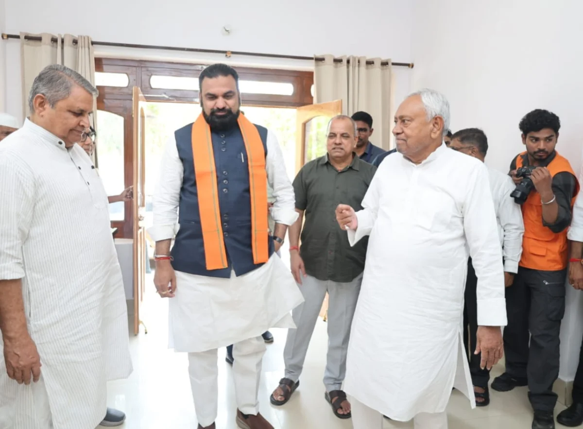 बिहार में मंत्रिमंडल विस्तार की तारीख तय! दिल्ली में अमित शाह से मुलाकात करेंगे सीएम सम्राट चौधरी 1 बिहार में मंत्रिमंडल विस्तार की तारीख तय! दिल्ली में अमित शाह से मुलाकात करेंगे सीएम सम्राट चौधरी