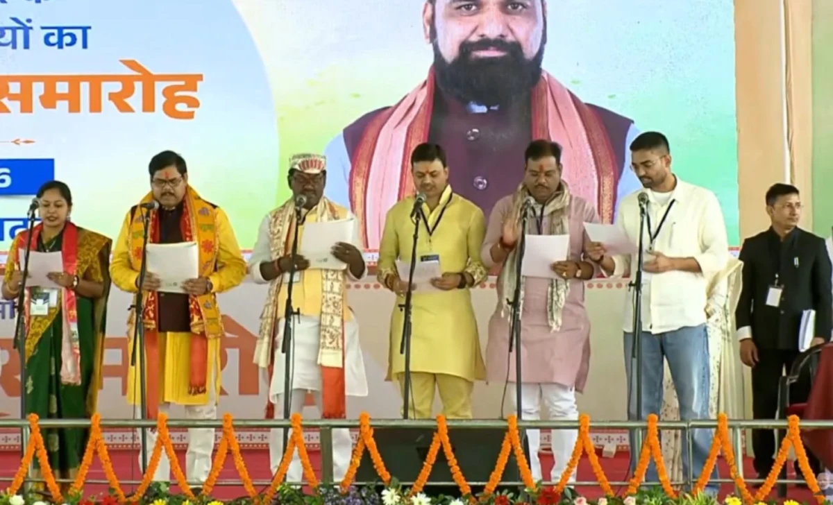 सम्राट कैबिनेट में नए चेहरों की एंट्री: जानिए अरुण शंकर प्रसाद से लेकर दीपक प्रकाश तक पांच मंत्रियों का पूरा राजनीतिक सफर 1 सम्राट कैबिनेट में नए चेहरों की एंट्री: जानिए अरुण शंकर प्रसाद से लेकर दीपक प्रकाश तक पांच मंत्रियों का पूरा राजनीतिक सफर