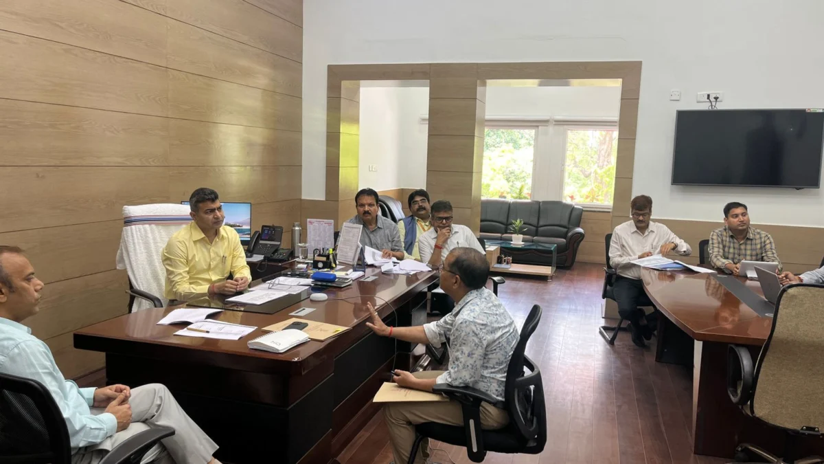 बिहार में अनाज अधिप्राप्ति की रफ़्तार बढ़ाएगी सरकार: सचिव अभय कुमार सिंह का कड़ा निर्देश; गेहूं और मसूर खरीद का लक्ष्य होगा पूरा, समय पर मिलेगा किसानों को एमएसपी 1 बिहार में अनाज अधिप्राप्ति की रफ़्तार बढ़ाएगी सरकार: सचिव अभय कुमार सिंह का कड़ा निर्देश; गेहूं और मसूर खरीद का लक्ष्य होगा पूरा, समय पर मिलेगा किसानों को एमएसपी