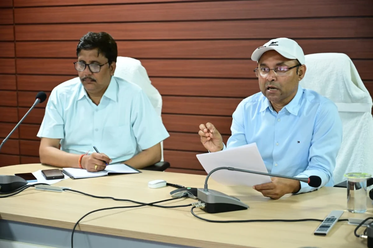 भागलपुर में जनगणना, हीट वेव और पेयजल व्यवस्था को लेकर प्रशासन अलर्ट, जिलाधिकारी ने दिए सख्त निर्देश