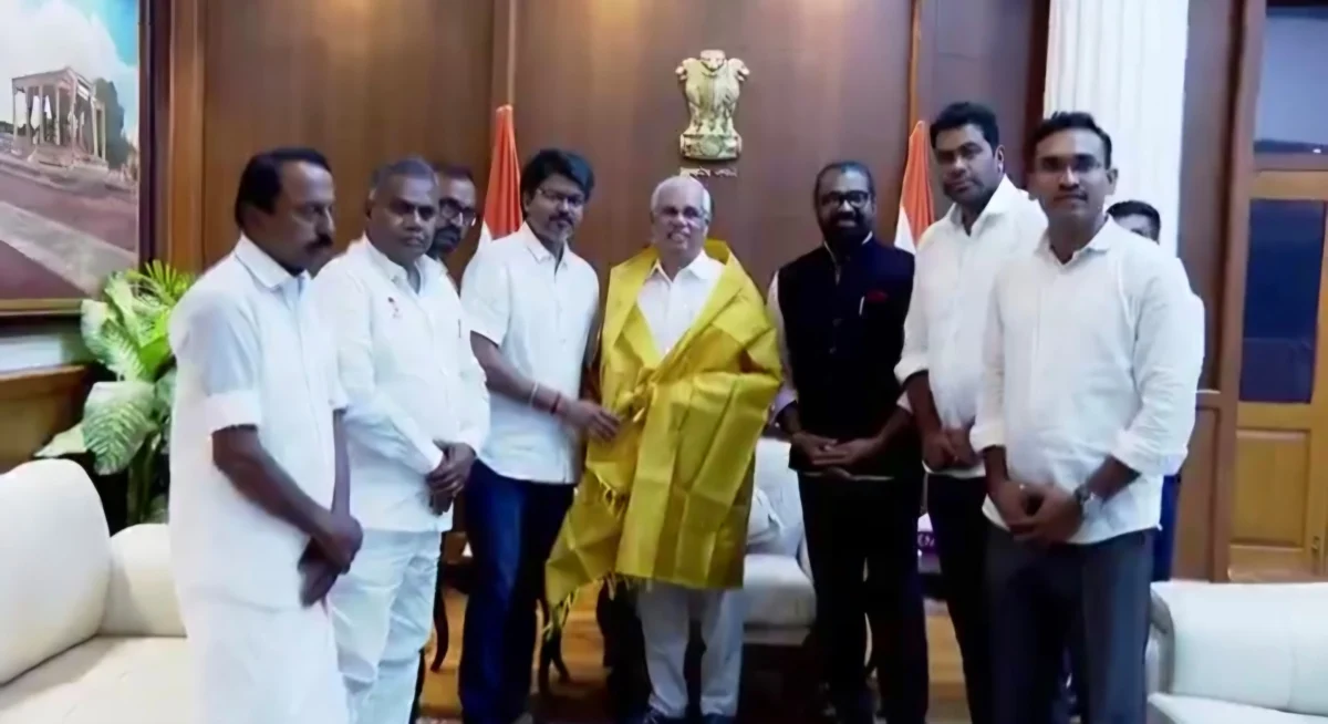 तमिलनाडु की राजनीति में बड़ा उलटफेर, विजय को मिला सरकार बनाने का न्योता; कल लेंगे मुख्यमंत्री पद की शपथ