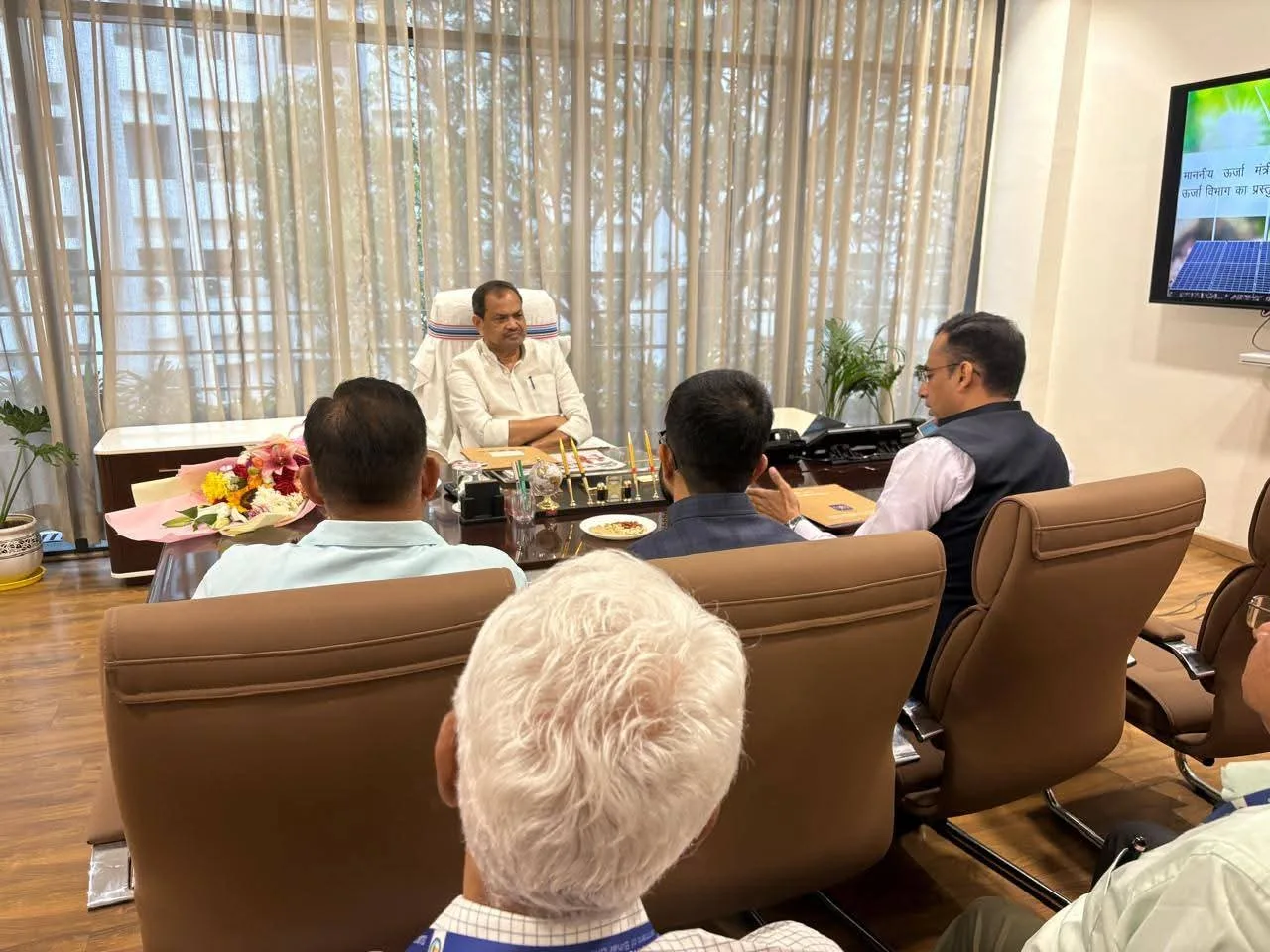 बिहार के ऊर्जा मंत्री बने शैलेश कुमार उर्फ बुलो मंडल, पारदर्शी और जनहितकारी व्यवस्था पर रहेगा फोकस 1 बिहार के ऊर्जा मंत्री बने शैलेश कुमार उर्फ बुलो मंडल, पारदर्शी और जनहितकारी व्यवस्था पर रहेगा फोकस