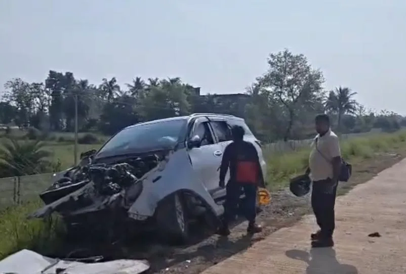 पीरपैंती में दर्दनाक सड़क हादसा, हाइवा और कार की टक्कर में कई घायल; एयरबैग खुलने से टली बड़ी त्रासदी