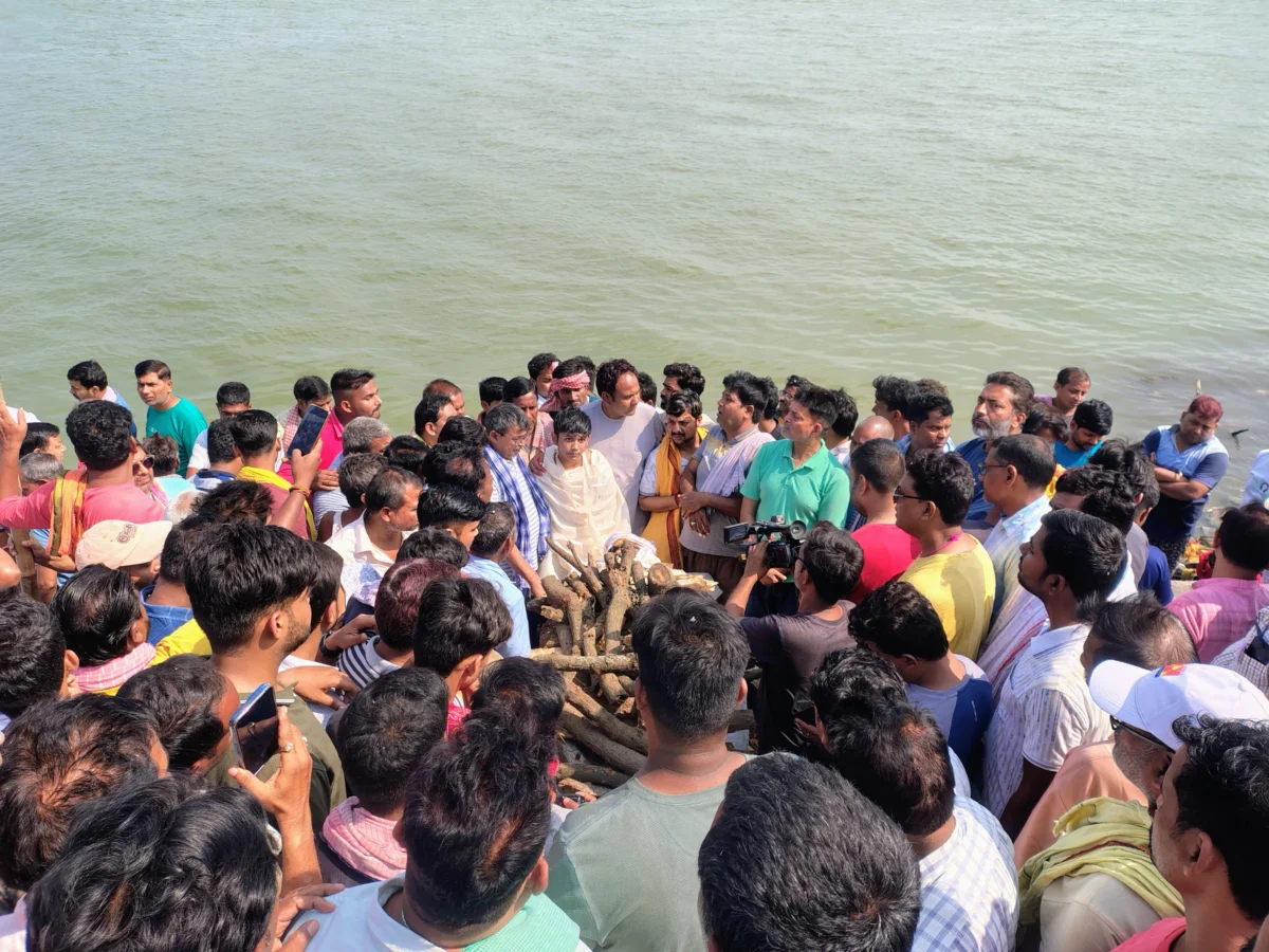 जन्मदिन पर ही पंचतत्व में विलीन हुए सुल्तानगंज नगर सभापति राजकुमार गुड्डू, अंतिम यात्रा में उमड़ा जनसैलाब