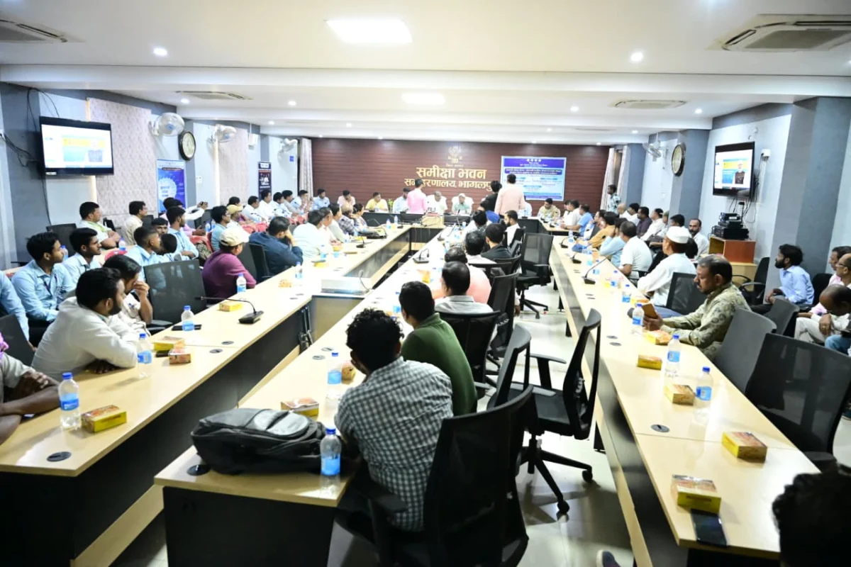 भागलपुर के युवाओं के 'प्रतिज्ञा' को मिलेगी नई उड़ान: सुई से लेकर हवाई जहाज तक के हुनर की ट्रेनिंग दिलाएगी सरकार 1 भागलपुर के युवाओं के 'प्रतिज्ञा' को मिलेगी नई उड़ान: सुई से लेकर हवाई जहाज तक के हुनर की ट्रेनिंग दिलाएगी सरकार