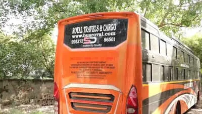 दिल्ली की सड़कों पर फिर ‘निर्भया’ जैसी दरिंदगी: रानी बाग में चलती स्लीपर बस में महिला के साथ गैंगरेप, पुलिस ने दो दरिंदों को दबोचा