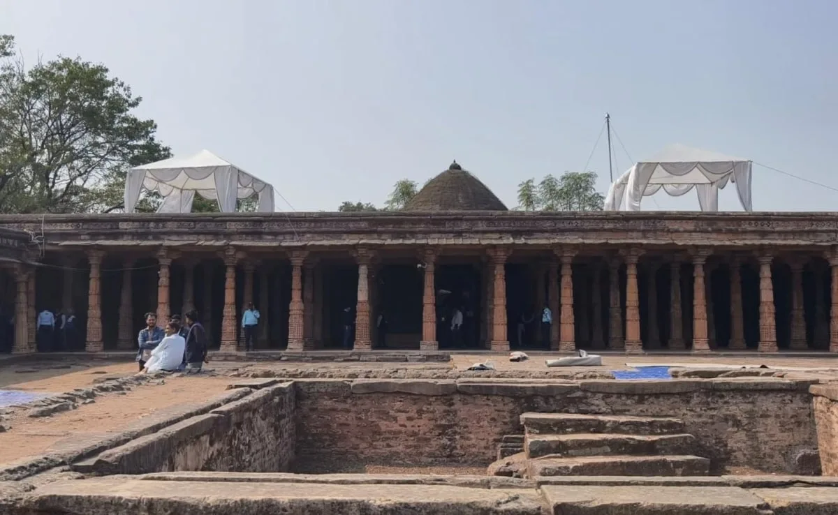 धार भोजशाला विवाद पर हाई कोर्ट का ऐतिहासिक फैसला: परिसर को घोषित किया हिंदू मंदिर, मुसलमानों को नमाज की इजाजत देने वाला 2003 का आदेश रद्द