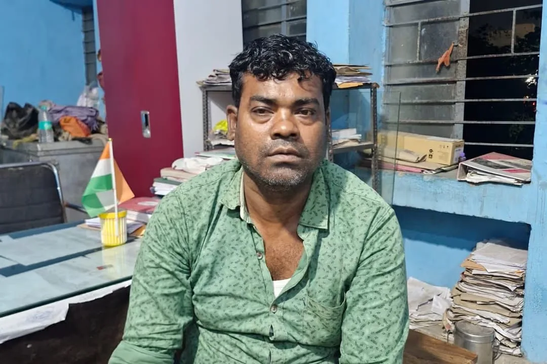 ​शादी का झांसा देकर नाबालिग से यौन शोषण और 15 लाख की ठगी, उत्पाद विभाग का दारोगा संजय चौधरी गिरफ्तार