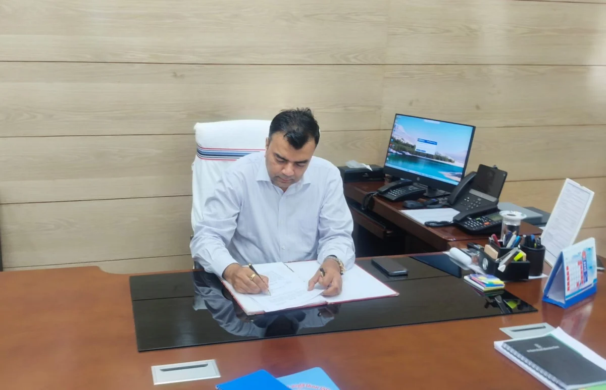 ​बिहार के सभी जिलों में प्रभारी सचिवों की नियुक्ति: दीपक आनंद को भागलपुर तो विनय कुमार को पटना की कमान, मंत्रिमंडल सचिवालय का आदेश
