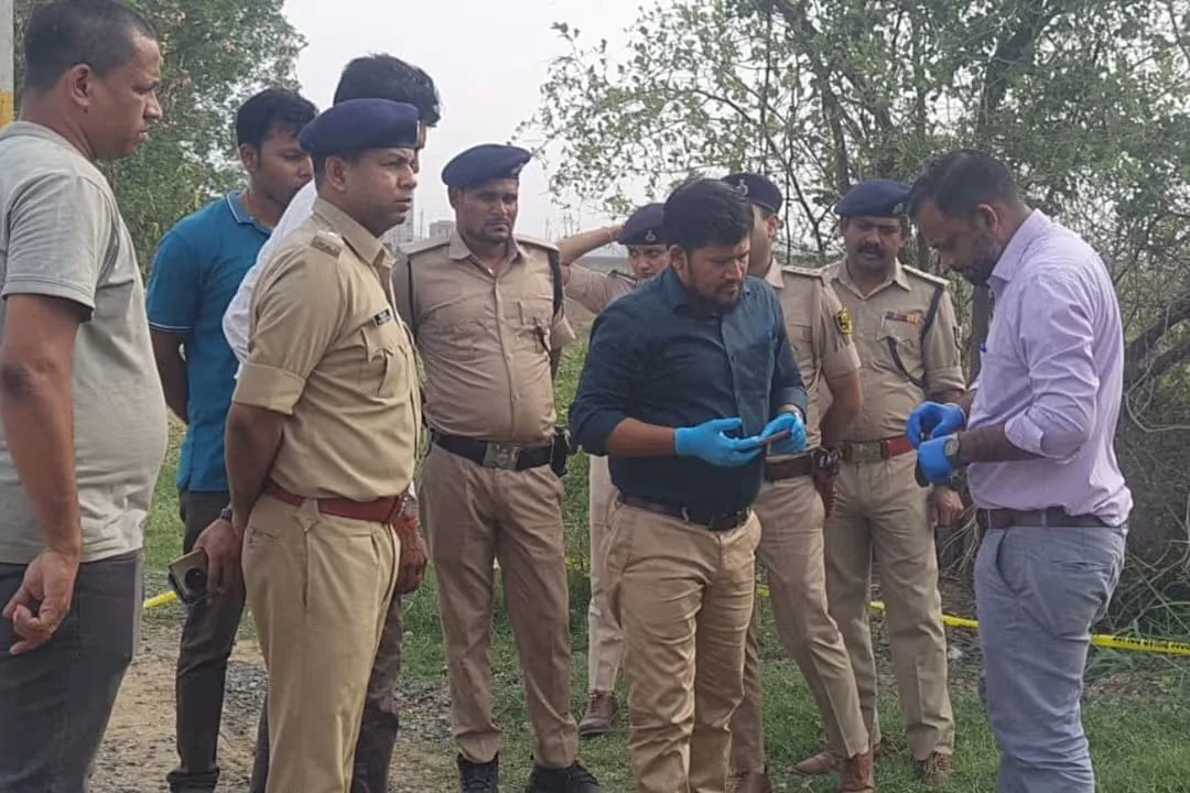 पटना में 27 लाख की बड़ी लूट के बाद पुलिस और अपराधियों में भीषण मुठभेड़: एक को लगी गोली, पांच गिरफ्तार, वारदात की रकम से खरीदे थे पांच आईफोन
