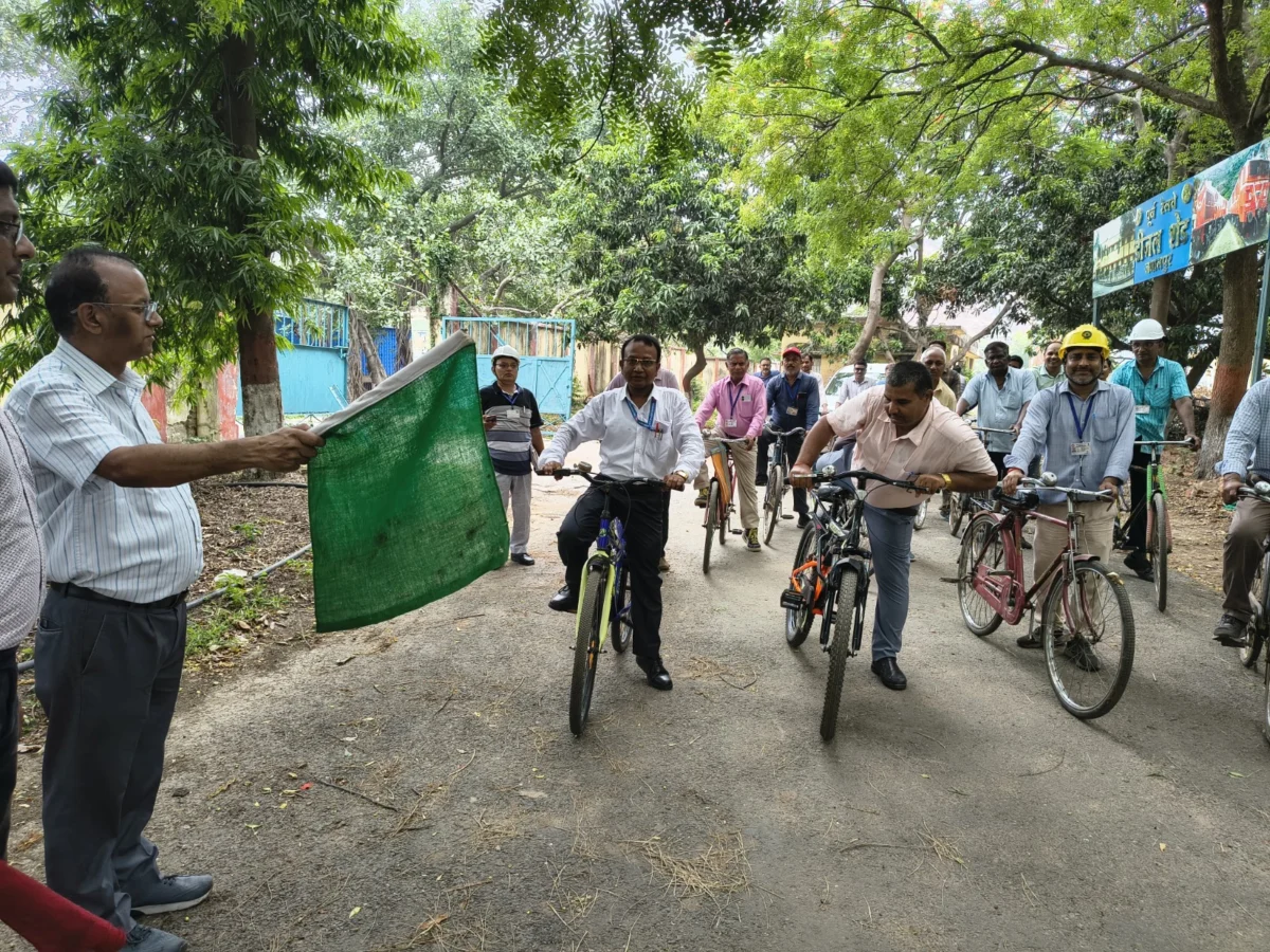 विश्व पर्यावरण दिवस अभियान में जुटा मालदा मंडल, भागलपुर-जमालपुर समेत कई स्टेशनों पर चला स्वच्छता अभियान और निकली साइकिल रैली