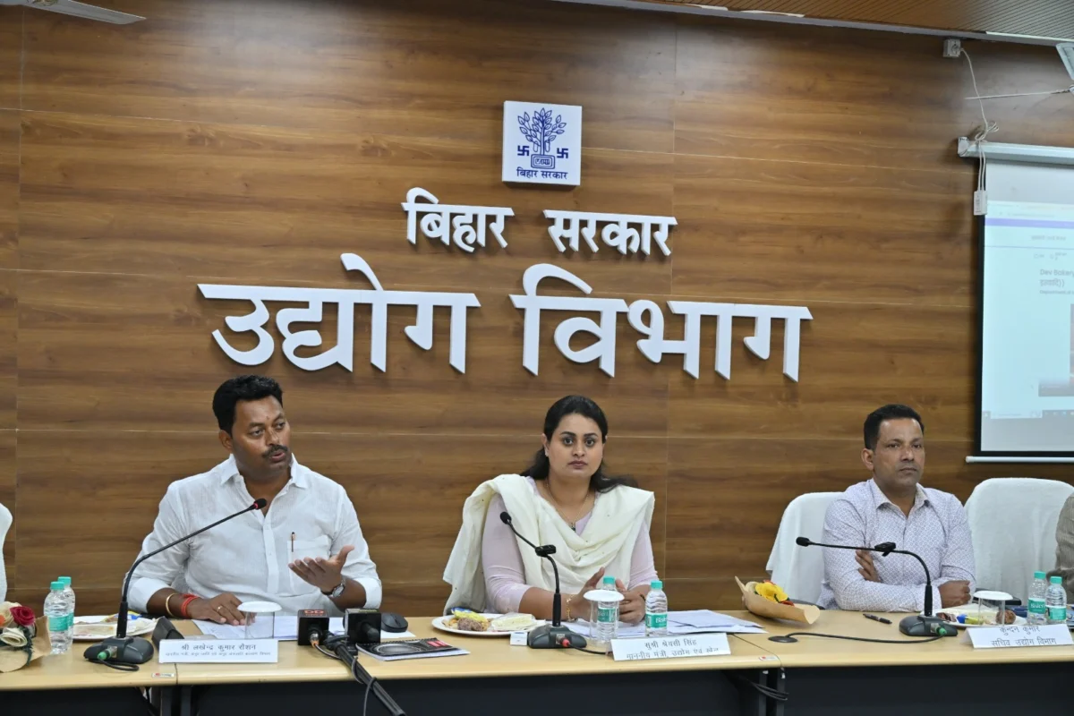 मुख्यमंत्री उद्यमी योजना में 9347 लाभुकों का चयन, युवाओं और महिलाओं को मिलेगा रोजगार का बड़ा अवसर 1 मुख्यमंत्री उद्यमी योजना में 9347 लाभुकों का चयन, युवाओं और महिलाओं को मिलेगा रोजगार का बड़ा अवसर
