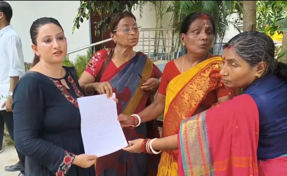 भागलपुर में नाला निर्माण को लेकर बढ़ा विवाद, महिला ने प्रशासनिक व्यवहार और कार्यशैली पर उठाए सवाल