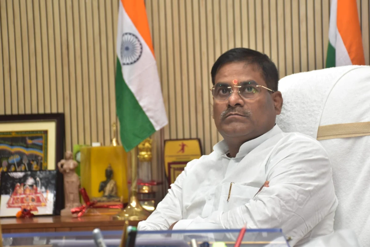 बिहार को फिल्म शूटिंग हब बनाने की तैयारी, नए लोकेशनों और फिल्म नीति पर सरकार का बड़ा फोकस 1 बिहार को फिल्म शूटिंग हब बनाने की तैयारी, नए लोकेशनों और फिल्म नीति पर सरकार का बड़ा फोकस
