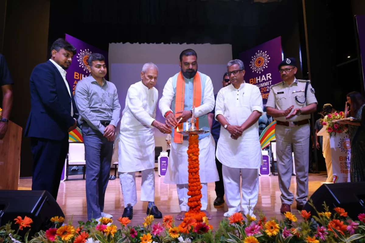 बिहार को एआई हब बनाने की तैयारी में सरकार, जल्द आएगी नई एआई पॉलिसी; गंगा एक्सप्रेस-वे से लेकर मॉडल स्कूल तक कई बड़े एलान 1 बिहार को एआई हब बनाने की तैयारी में सरकार, जल्द आएगी नई एआई पॉलिसी; गंगा एक्सप्रेस-वे से लेकर मॉडल स्कूल तक कई बड़े एलान