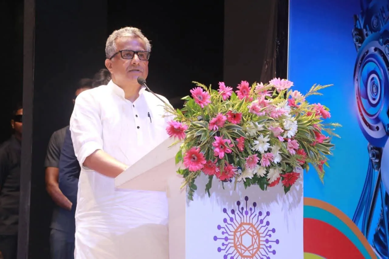 बिहार एआई समिट 2026 में तकनीकी क्रांति का रोडमैप, निवेश और इनोवेशन का नया केंद्र बनने की ओर बढ़ा राज्य 1 बिहार एआई समिट 2026 में तकनीकी क्रांति का रोडमैप, निवेश और इनोवेशन का नया केंद्र बनने की ओर बढ़ा राज्य