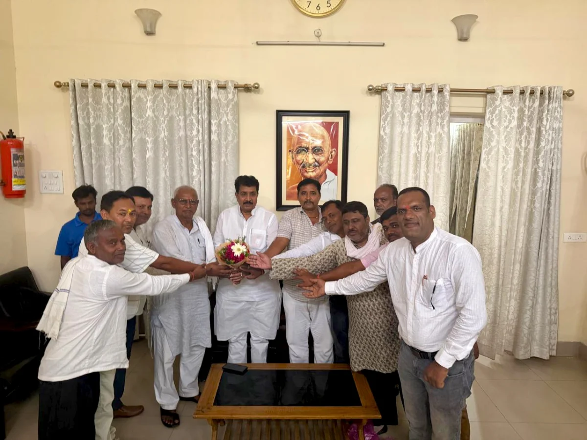 भागलपुर के राजपुर-शिवायडीह-मुरहन मार्ग की बदहाल हालत पर उठी आवाज, सड़क निर्माण को लेकर प्रशासनिक स्तर पर बढ़ी हलचल 1 भागलपुर के राजपुर-शिवायडीह-मुरहन मार्ग की बदहाल हालत पर उठी आवाज, सड़क निर्माण को लेकर प्रशासनिक स्तर पर बढ़ी हलचल