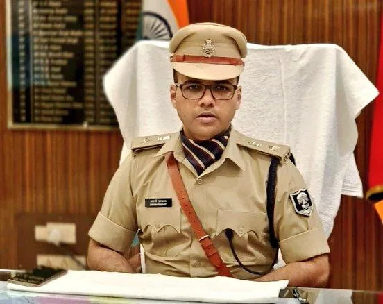 मोतिहारी में पुलिस विभाग पर बड़ा एक्शन, रिश्वत लेकर कैदियों की अवैध मुलाकात कराने वाले 10 जवान निलंबित