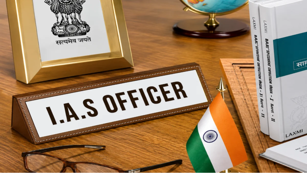 ​बिहार प्रशासनिक विन्यास में बड़ा फेरबदल: राजभवन से लेकर गृह विभाग तक बदला कप्तानों का समीकरण, 11 आईएएस अधिकारियों को मिली नई जिम्मेदारी