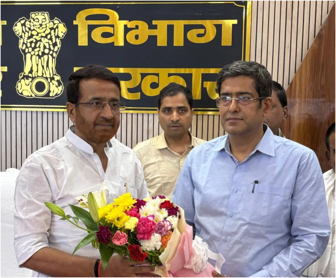 विधि विभाग संभालते ही मंत्री संजय सिंह ‘टाइगर’ का बड़ा संदेश, बोले- जवाबदेही और निष्ठा से होगा काम
