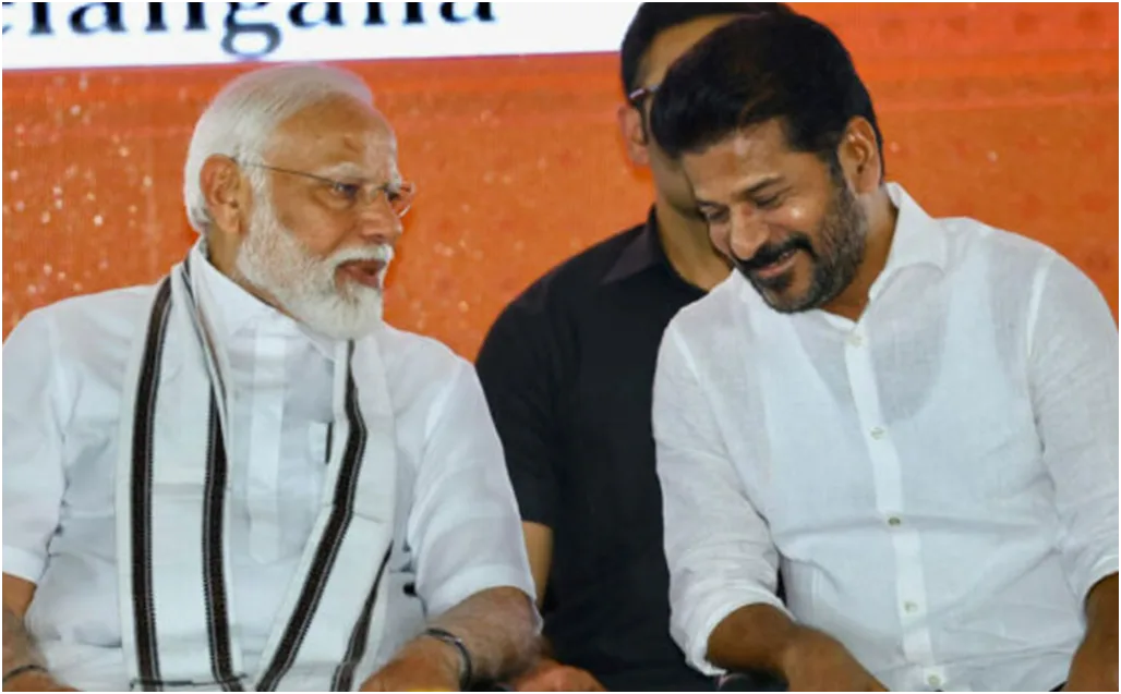 तेलंगाना दौरे पर पीएम मोदी का बड़ा हमला: ‘दिल्ली से पूरा पैसा भेजता हूं, यहां आते-आते आधा गायब हो जाता है’