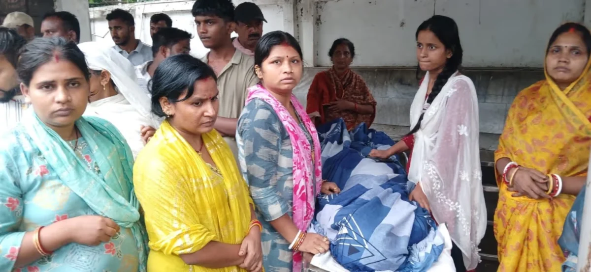 शादी के छह महीने के भीतर नवविवाहिता की रहस्यमयी मौत से मचा हड़कंप: मायके पक्ष ने लगाया हत्या और दहेज प्रताड़ना का आरोप