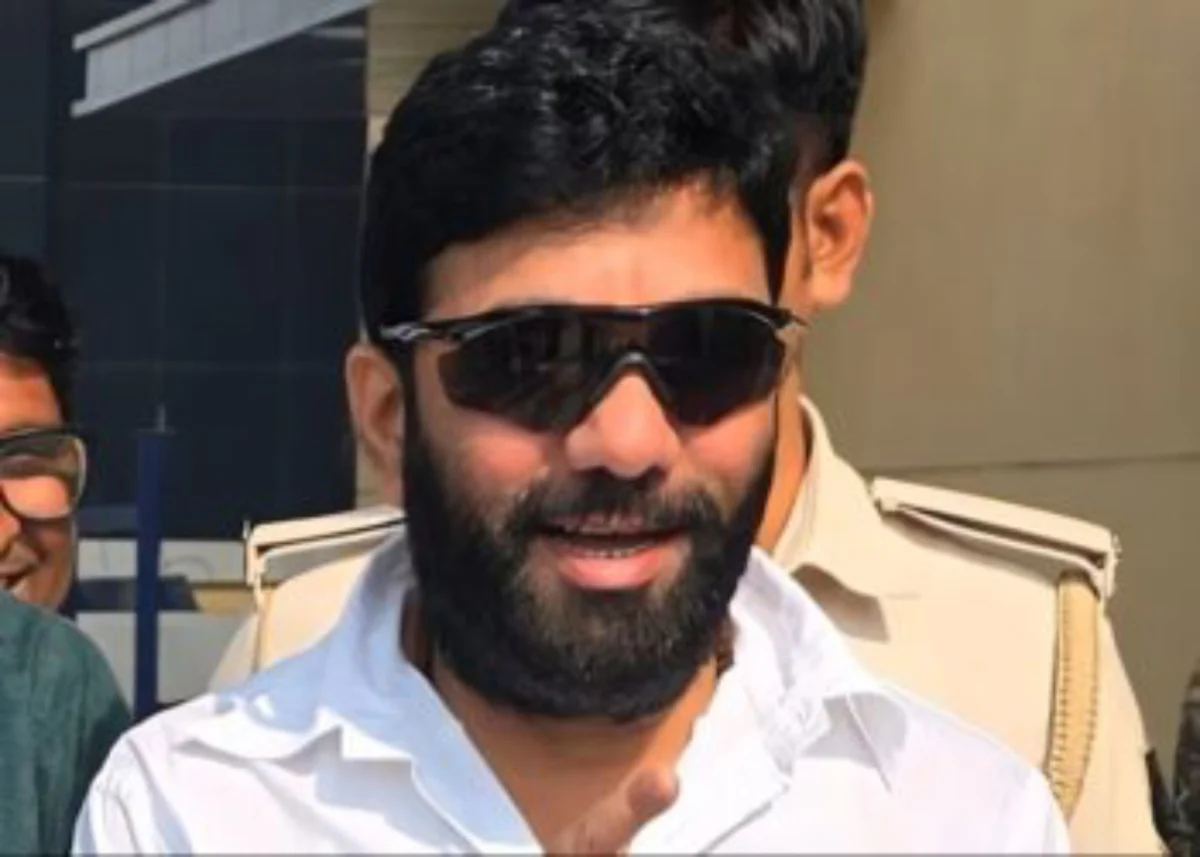 जेडीयू विधायक पप्पू पांडेय को कोर्ट से बड़ी राहत: गिरफ्तारी पर रोक बरकरार, जमीन विवाद मामले की अगली सुनवाई 27 मई को 1 जेडीयू विधायक पप्पू पांडेय को कोर्ट से बड़ी राहत: गिरफ्तारी पर रोक बरकरार, जमीन विवाद मामले की अगली सुनवाई 27 मई को