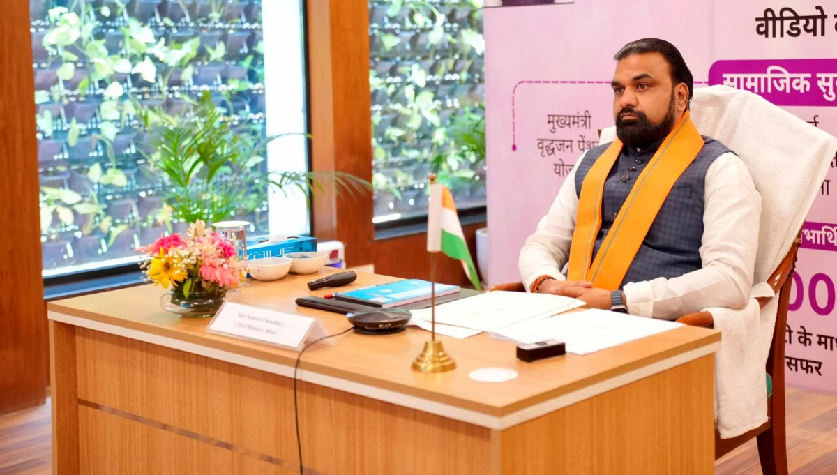 "देश में अब कोई आरक्षण से वंचित नहीं, सिर्फ अमीर बाहर" – सम्राट चौधरी का बड़ा बयान 2 "देश में अब कोई आरक्षण से वंचित नहीं, सिर्फ अमीर बाहर" – सम्राट चौधरी का बड़ा बयान