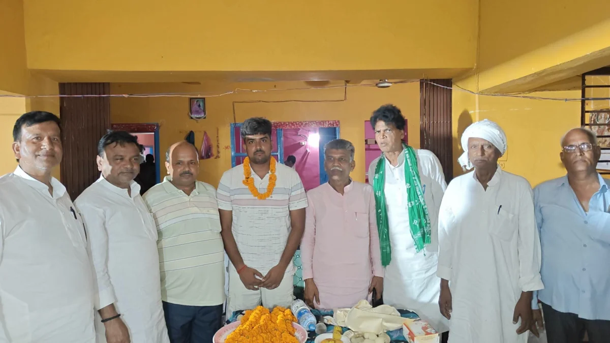 70वीं BPSC में अभिषेक कुमार ने हासिल की बड़ी सफलता, बने अंचल अधिकारी; महादेव टीकर सहित पूरे पीरपैंती में खुशी की लहर