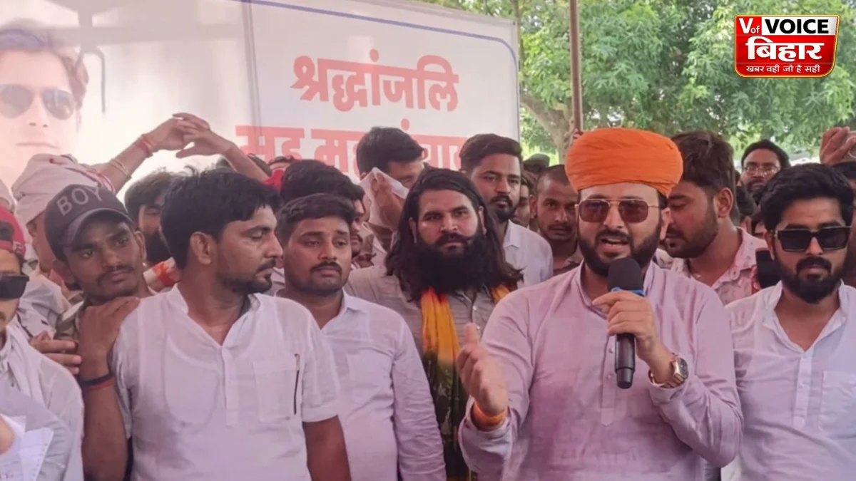 बिलौटी महापंचायत में गरजे करणी सेना प्रमुख बीरू सिंह, बोले- “भरत तिवारी को न्याय नहीं मिला तो देशव्यापी आंदोलन होगा”