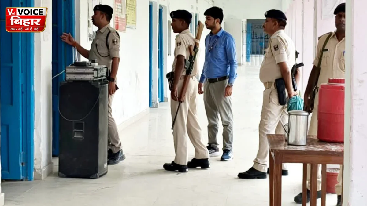 बिहार पुलिस सिपाही भर्ती परीक्षा में ब्लूटूथ से नकल, बेतिया में अभ्यर्थी गिरफ्तार; राज्यभर में 17 पर केस, 12 गिरफ्तार
