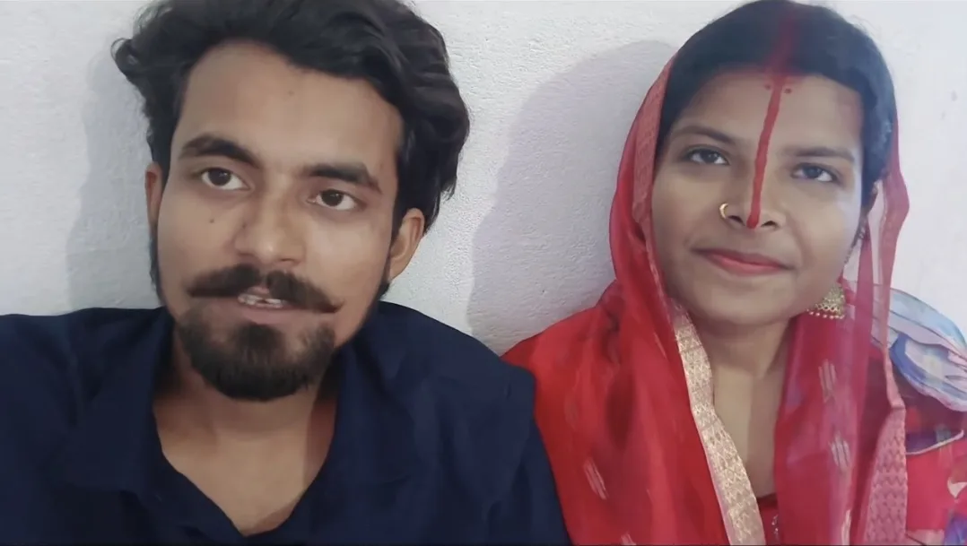मुंगेर में प्रेमी युगल का वीडियो वायरल, मंदिर में शादी करने का दावा; परिवारों से लगाई सुरक्षा की गुहार